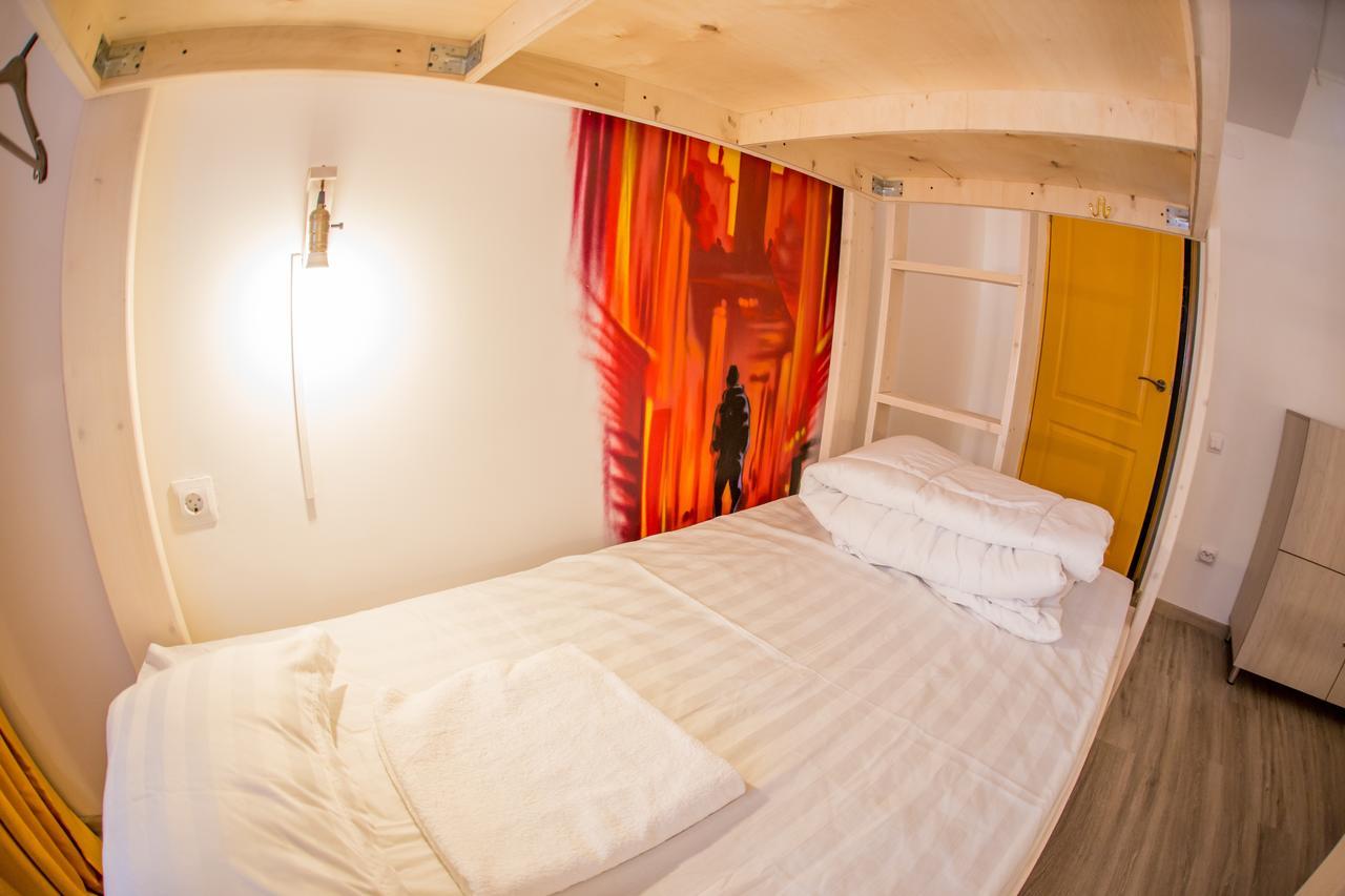 West Point Soul Hostel Almaty Eksteriør billede