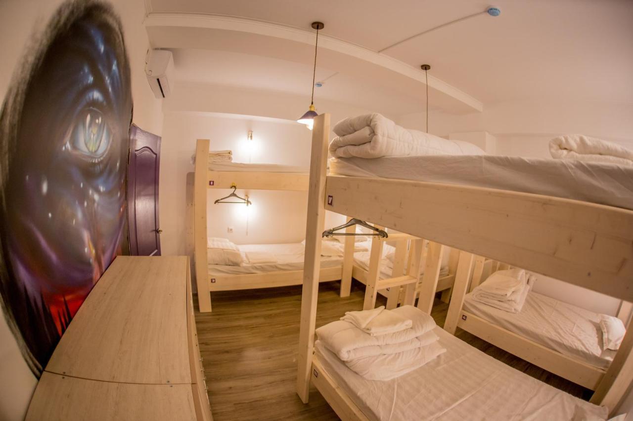 West Point Soul Hostel Almaty Eksteriør billede