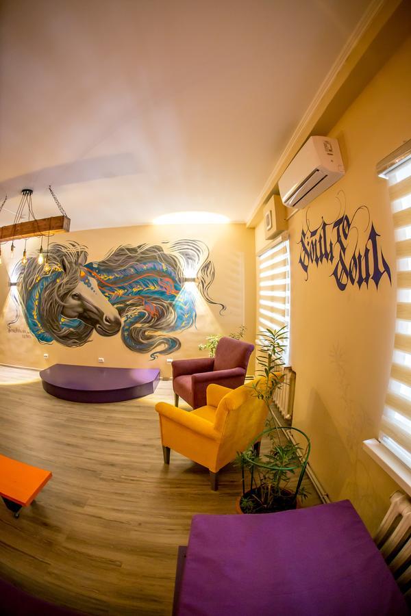 West Point Soul Hostel Almaty Eksteriør billede